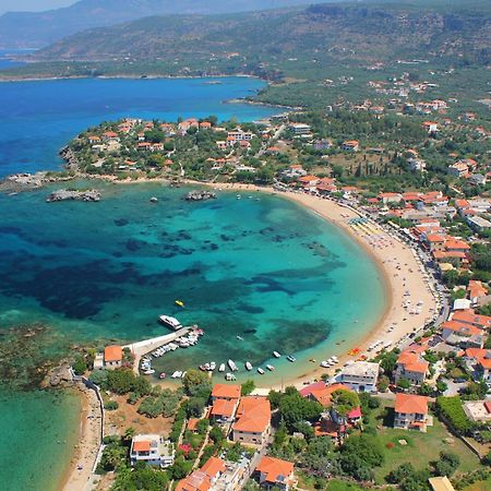 Lefktron Hotel Stoupa Luaran gambar
