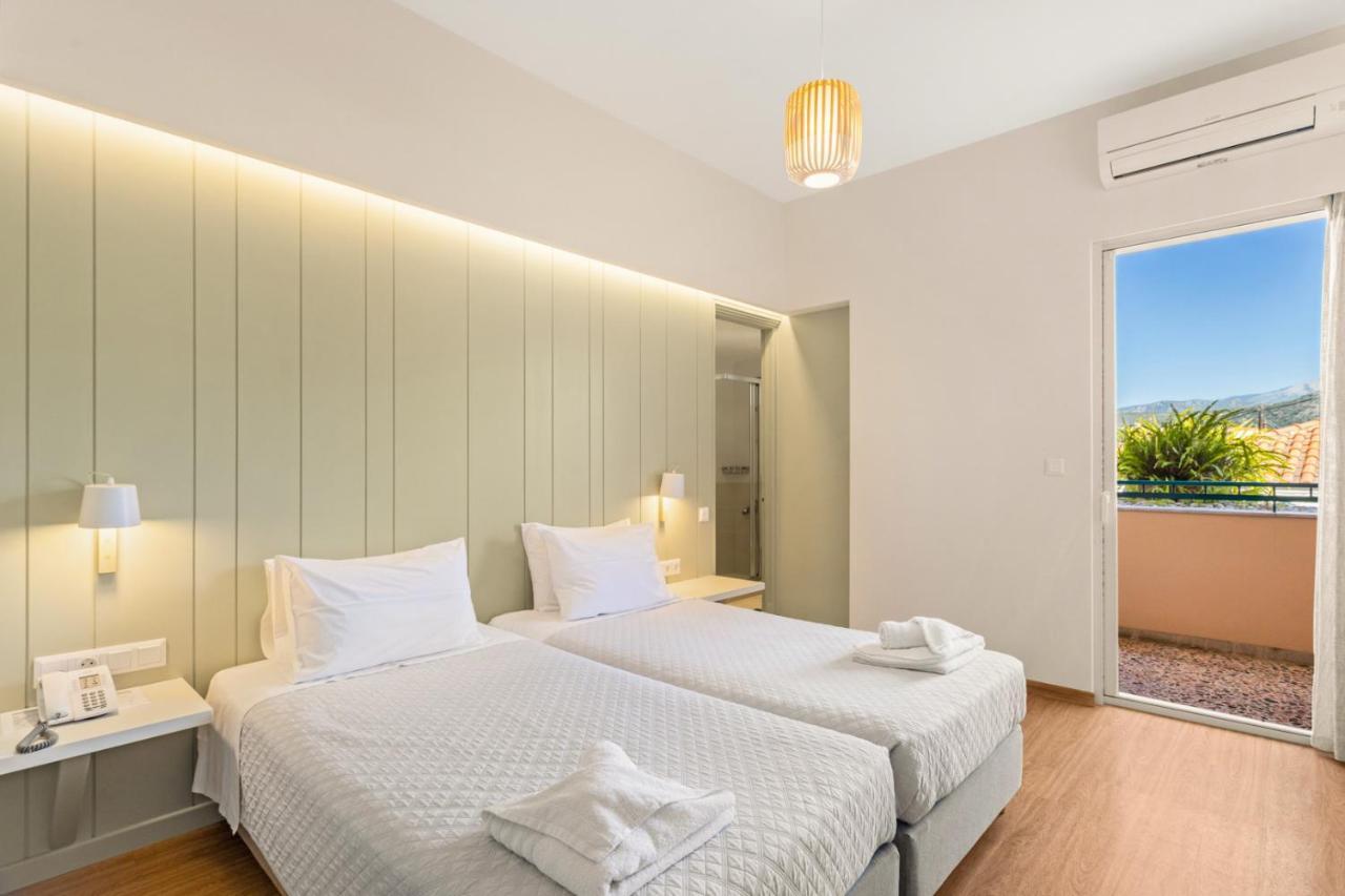 Lefktron Hotel Stoupa Luaran gambar