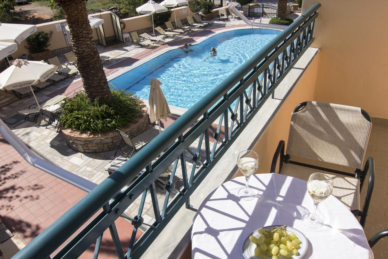 Lefktron Hotel Stoupa Luaran gambar